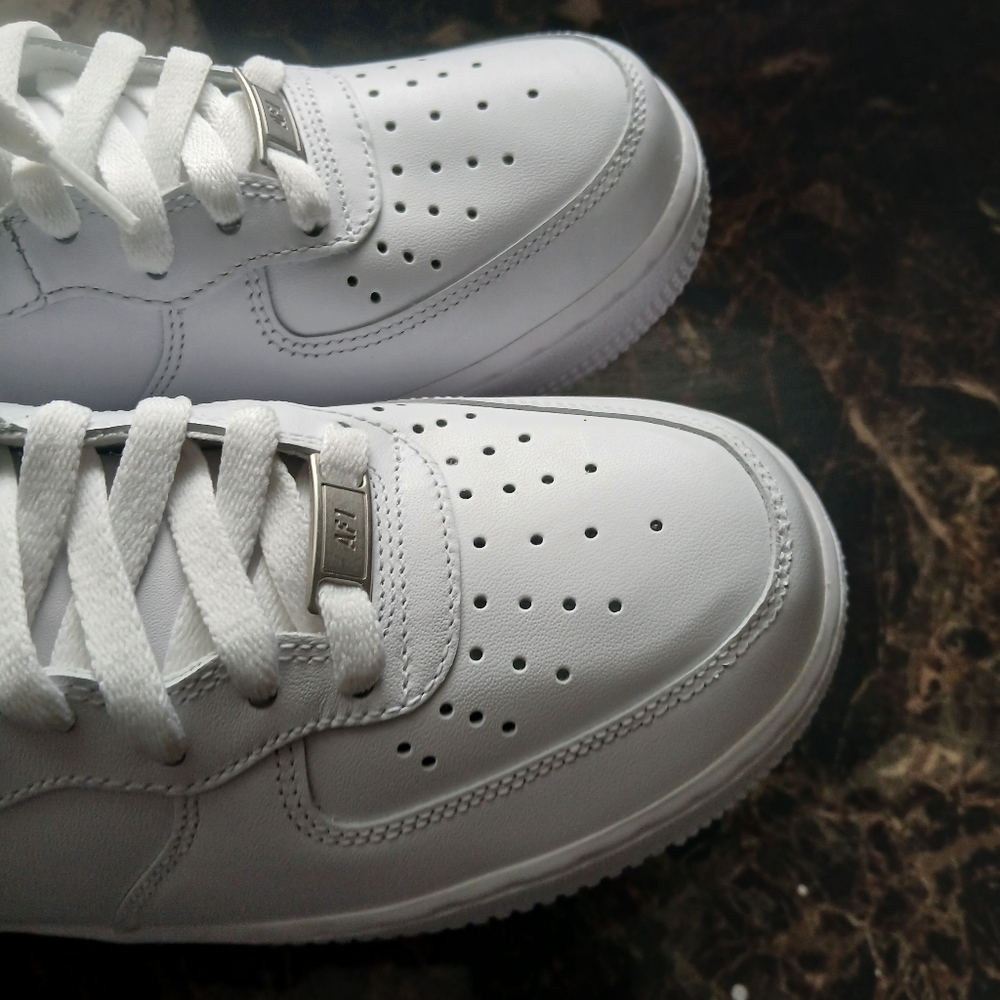 Nike Air Force 1 '07 Mid Streetwear/Lifestyle Shoes Size 7 Men/8.5 Women - Picture 10 of 14